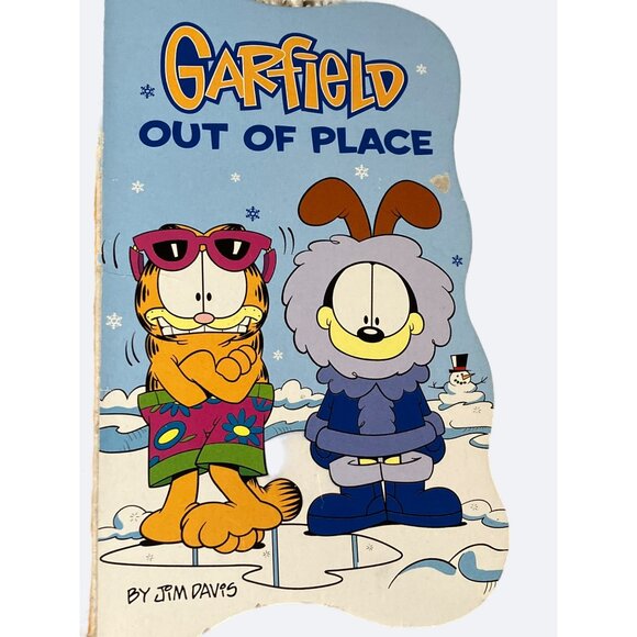 Garfield books Lot of 2   Farm Friends and Out of Place - Picture 5 of 9